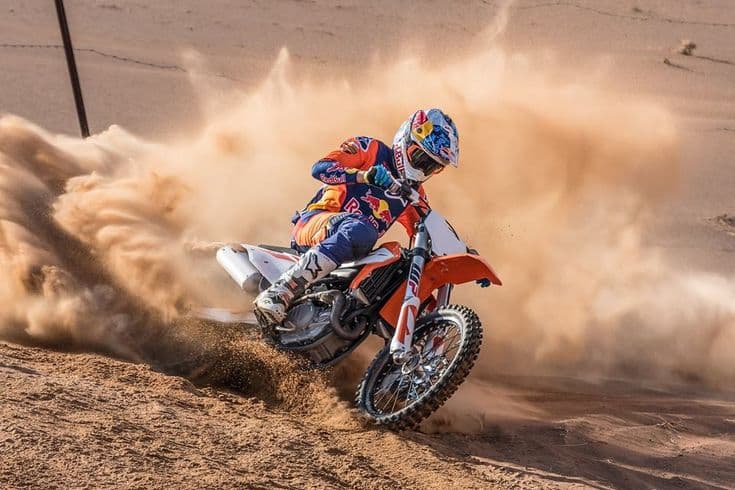 Top fat biking trails in Dubai desert
