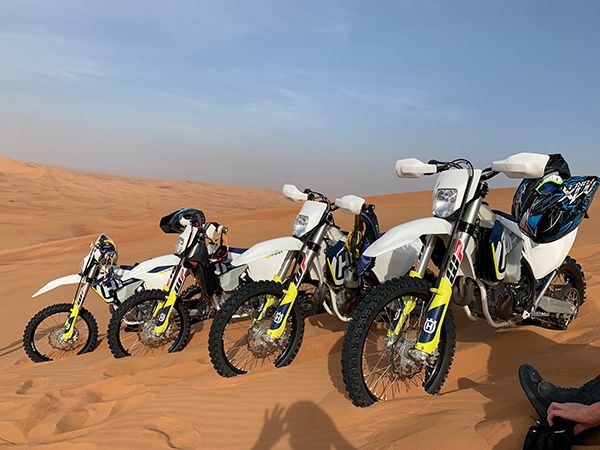Cycling a rented fat bike in Dubai’s desert dunes